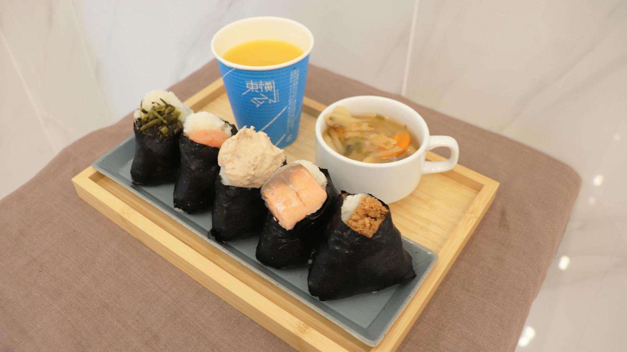 Toyoko Inn Tokyo Keihin Tohoku sen Oji eki Kita guchi Luaran gambar